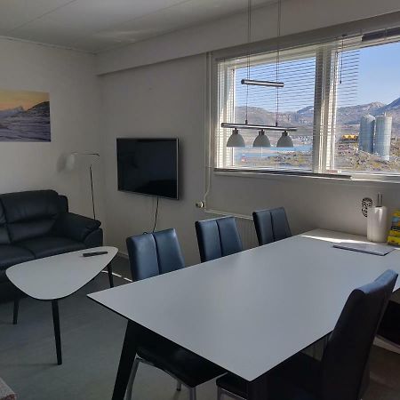 Vandrehuset 2 Og 3 Nuuk Exteriér fotografie